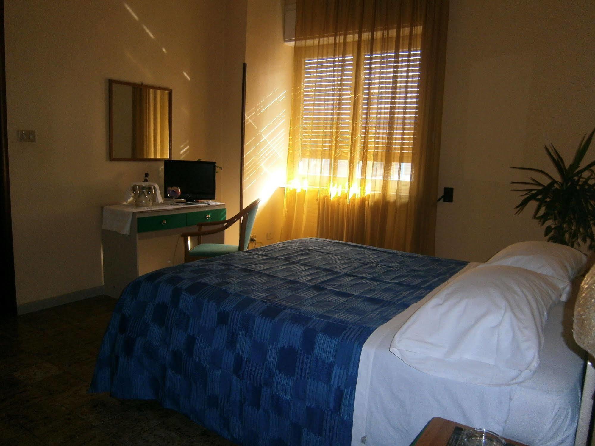 Hotel Sole Nocera Inferiore Exterior photo