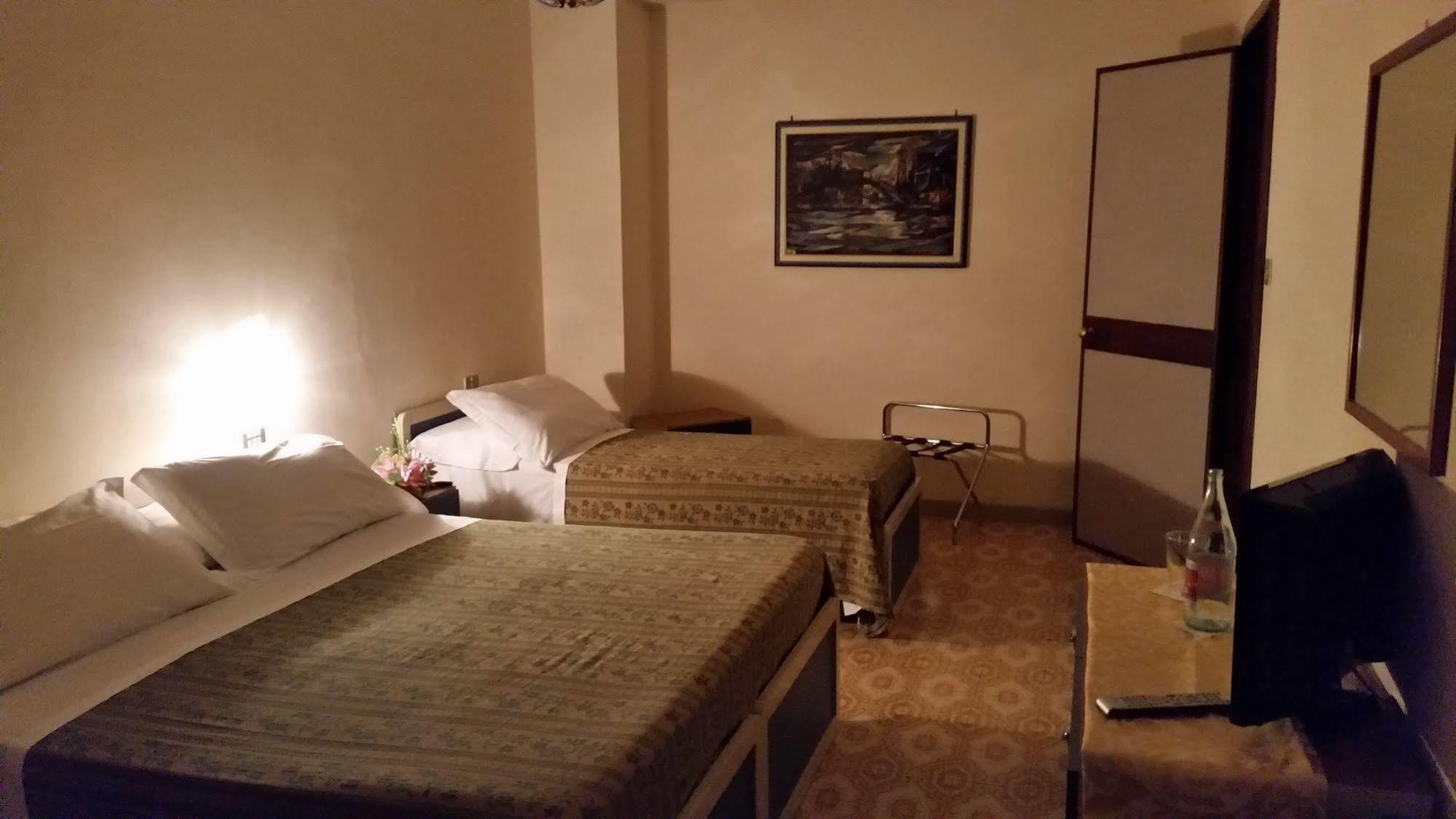 Hotel Sole Nocera Inferiore Exterior photo